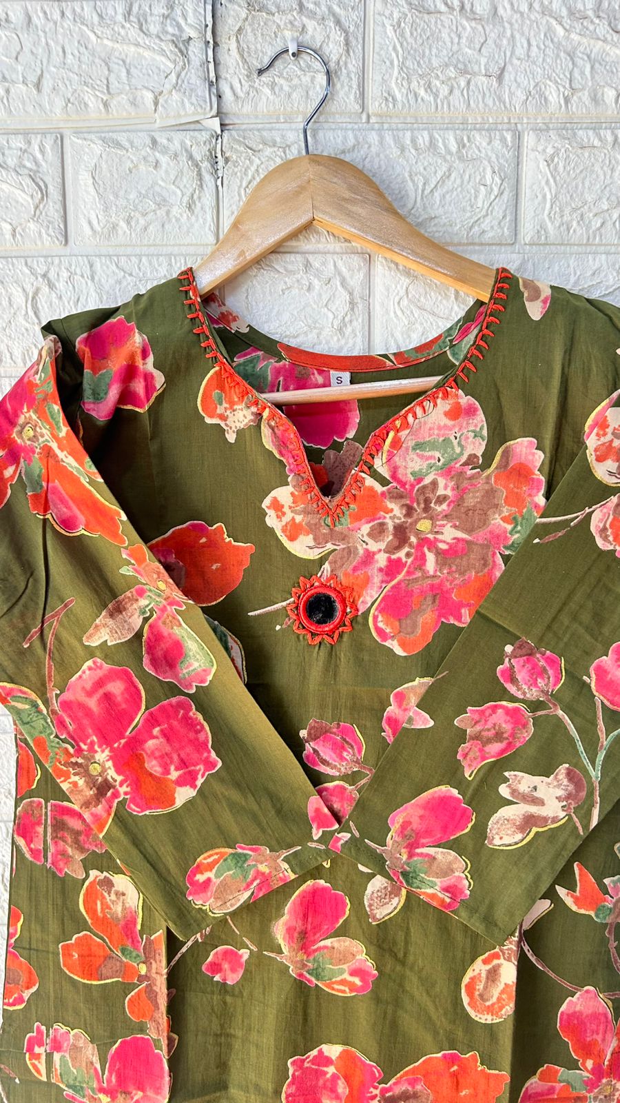 Embroidered neck cotton kurti
