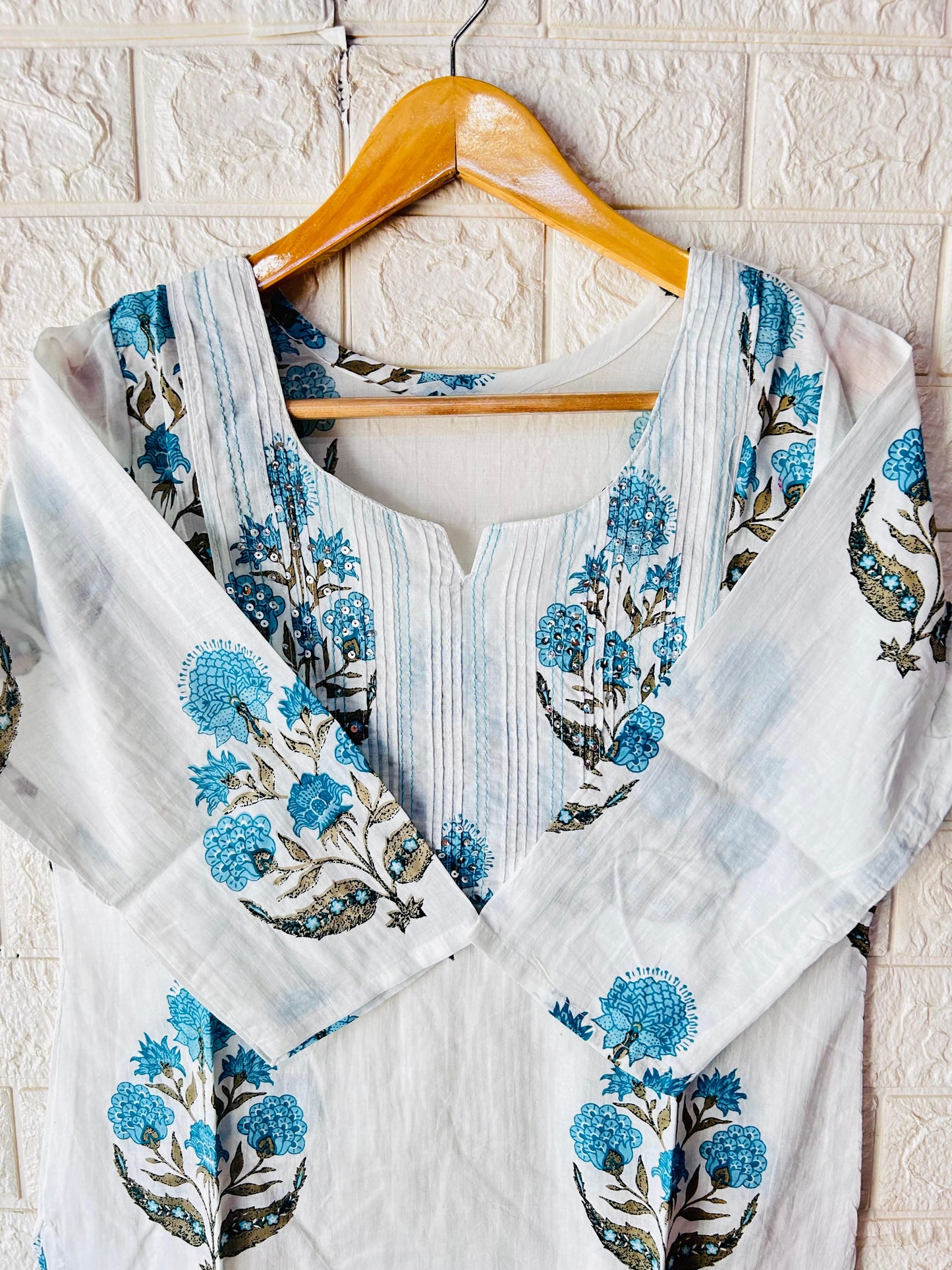 Thread work cotton kurti