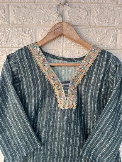 Pashmina v-neck winter wear kurti