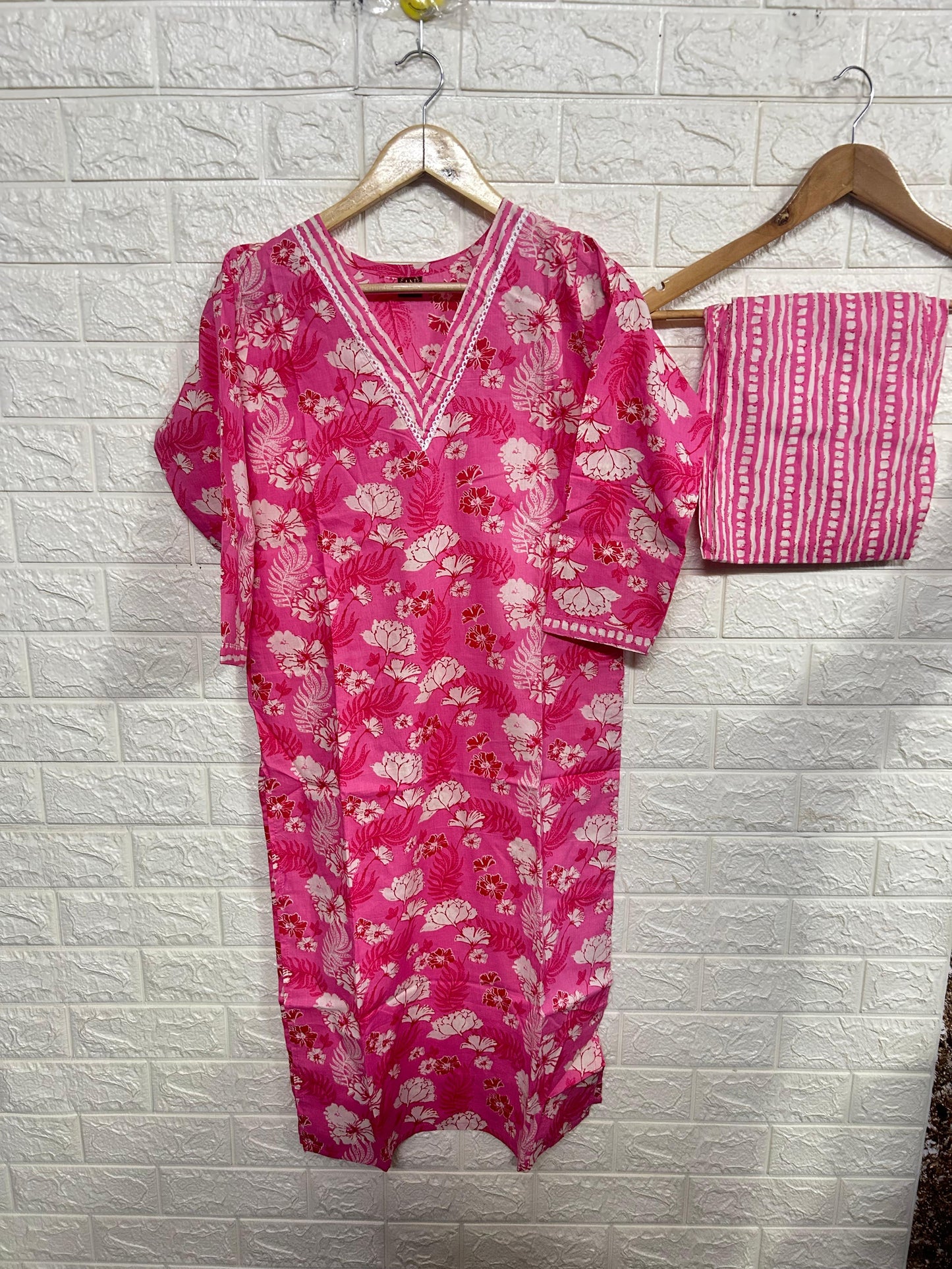 V-neck cotton two piece