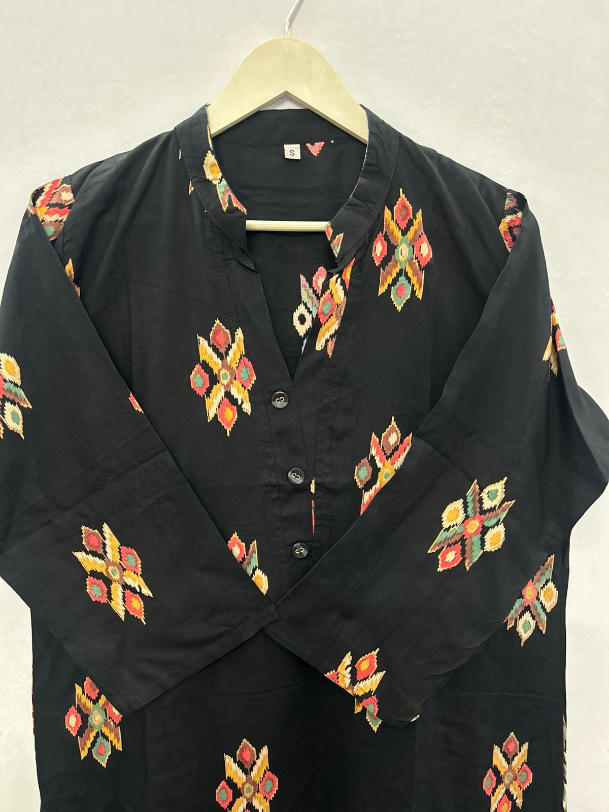 Round neck cotton kurti