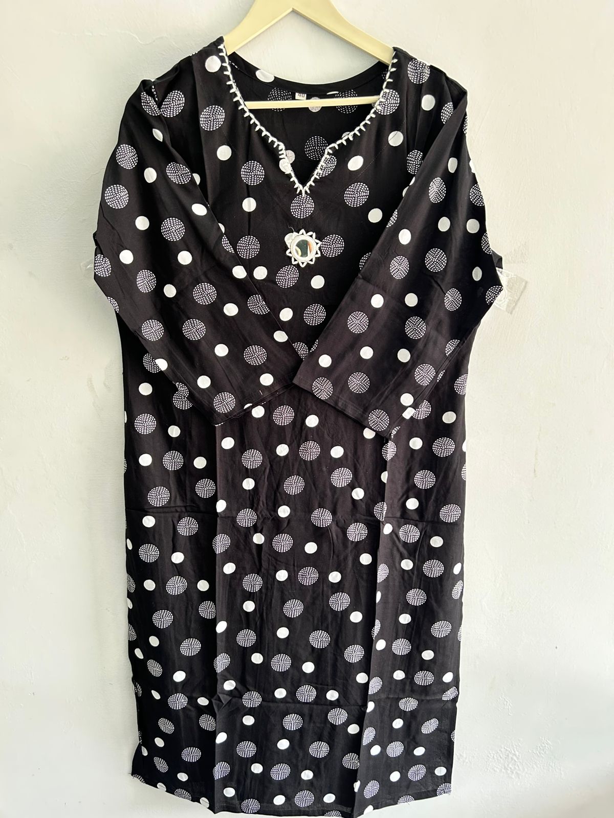 Embroidered neck cotton kurti
