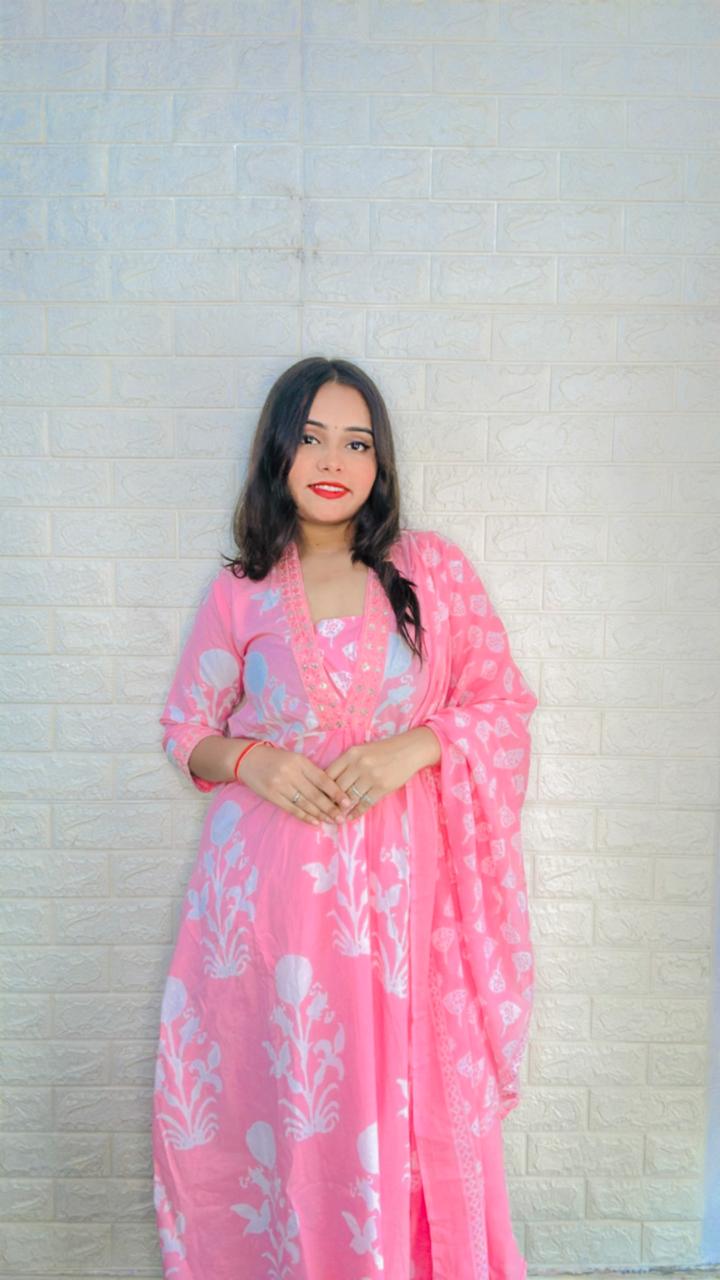 Cotton v-neck embroidered three piece