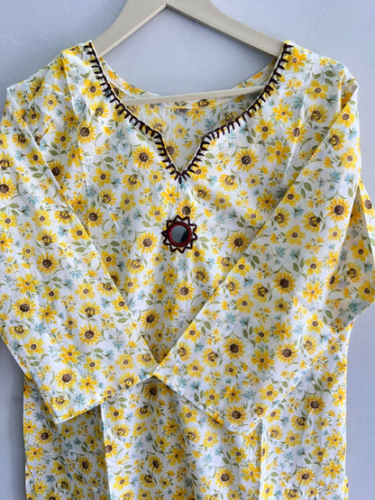 Embroidered neck cotton kurti