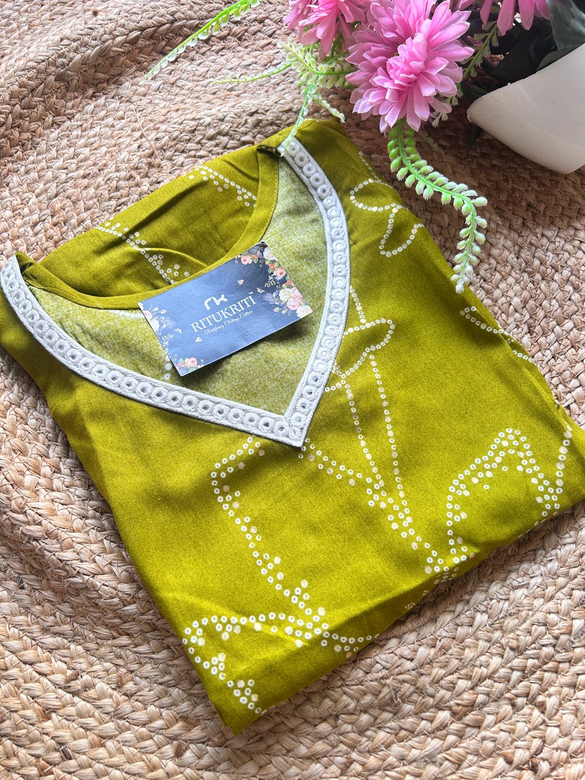 cotton blend v-neck kurti